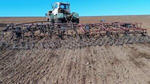 Посевная 2023 по доисторическим технологиям)))