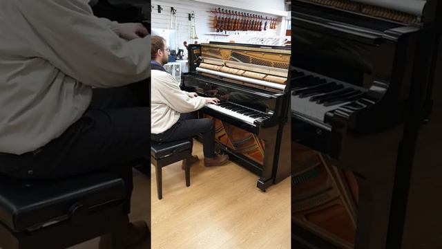 Kawai BL71 upright piano (1986, 132cm, grand-piano-style music rest) смотреть онлайн