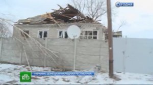 2015.02.23. Поселок Октябрьский. Украинские военные стреляли по нашим домам