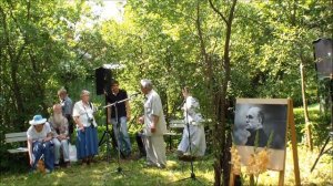 Открытие 4-ой художественной выставки "Картины на деревьях",д.Шишкино, Тарусский район, 28июля2012г