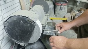 Новые клинки. Как я выравниваю круг на наждаке.