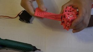 Как сделать руку роботу/ How to make a hand to the robot