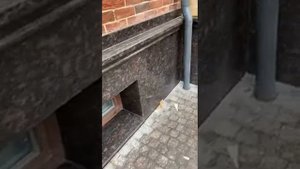 Облицовка цоколя гранитом Тан Браун!