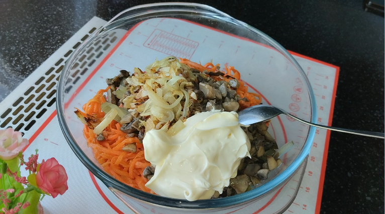 Салат с печенью "Мясное настроение"