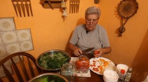 Голова садовая - Томаты, сахар, соль, чеснок да перец. Получилась вкуснота!