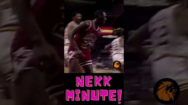 😅NEKKMINUTE MOMENT! MICHAEL JORDAN  DUNKS OVER KARL MALONE😂