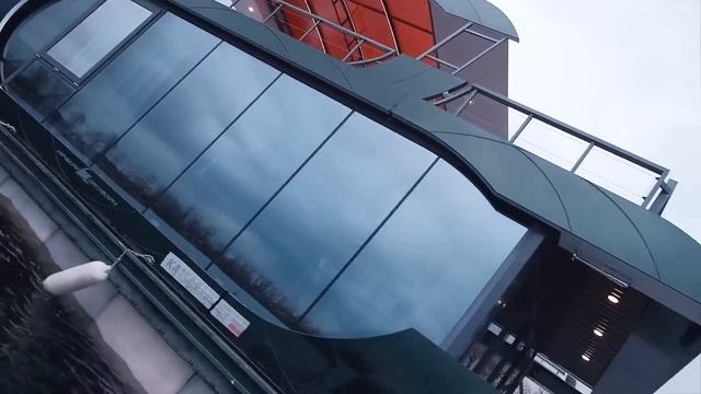 Идеальная САМОИЗОЛЯЦИЯ: Плавучий ДОМ Своими Руками. Обзор Хаусбота из России