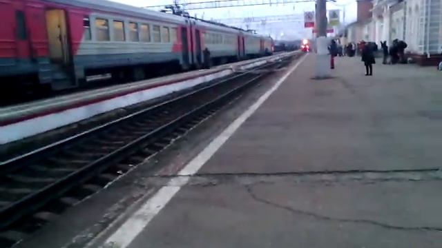 Электропоезд ЭС1 046 смотреть онлайн