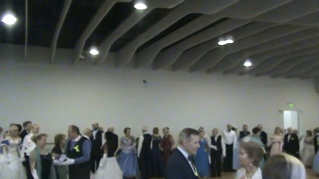 Бал в ТЦ "Авиапарк" 30.11.19 г. - Полонез - Московская кадриль смотреть онлайн