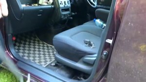 Такого вы не знали, секретное место на Toyota Bb