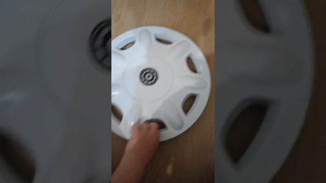 Extremaly rare hubcap! Jestik Arte White version! Очень редкий колпак Jestik Arte White Version r13