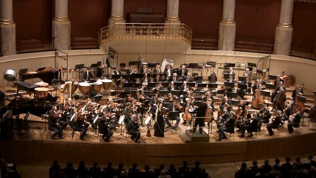 Hilary Hahn playing Sibelius with the Vienna Philharmonic Orchestra live @ Wiener Konzerthaus смотреть онлайн