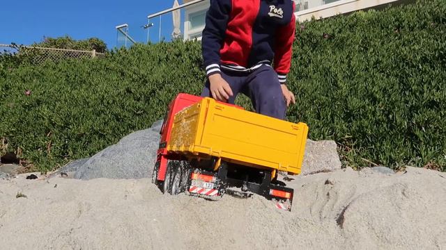 Bruder Играем в песке. Распаковка. Новый Bruder смотреть онлайн