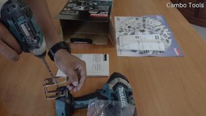 DTW1001 Makita Impact Wrench 18V