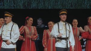 Амурский народный хор - "Во саду вишенка цветет" (строевая казачья песня)