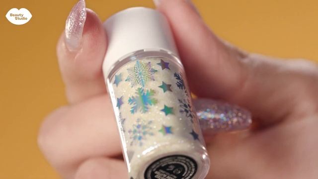 Classic Glitter Cat-Eye Makeup Tutorial ✨ | Inspired By KYLIE JENNER | Beauty Studio смотреть онлайн