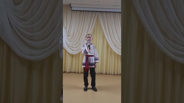 Селезнев Ярослав русская народная песня Выйду на улицу смотреть онлайн