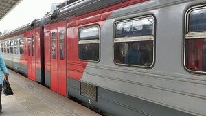 Электропоезд ЭД9Э-0020 станция Нижний Новгород Московский 28.04.2022