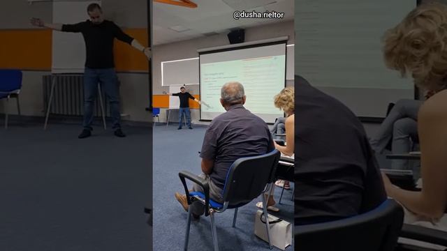 чтоб стать лучшим специалистом нужно постоянно набираться новых знаний и впитывать