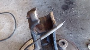 Ford Transit замена поворотного кулака на новый, датчик ABC, ступица и геморрой.