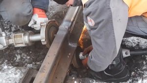 Сварка рельсов машиной ПРСМ