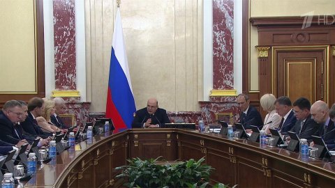 В правительстве обсудили законопроект об отмене НДС для туроператоров по России