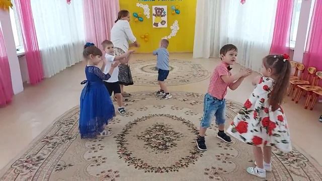 День Матери- Средняя группа- 26.11.2021 смотреть онлайн