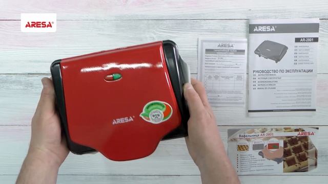 Распаковка вафельницы / Unpacking of waffle maker ARESA AR-2801