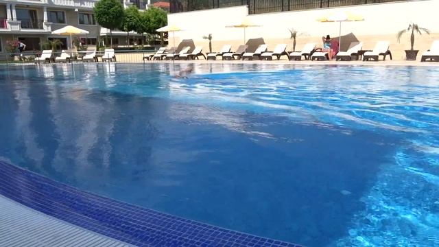 Вилла Флоренция - бассейн смотреть онлайн