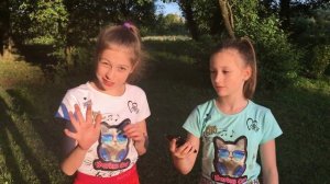 Рулетка челлендж в парке - 5 заданий по гимнастике для девочек двойняшек Светы и Наташи