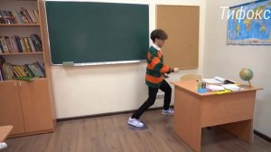 МУД-ВЛАД-А4-ДЕМОТИВАТОР-ДЕВОЧКИ-ПРОТИВ-МАЛЬЧИКОВ