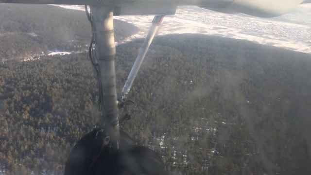 Заход и посадка в Иркутске (03.02.19) смотреть онлайн