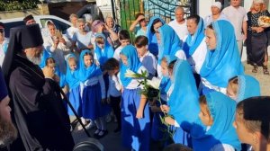 2023.09.21 престольный праздник храма - встреча Владыки детьми (хр.Рожд.Пресв.Бцы,Лазаревское,Сочи)