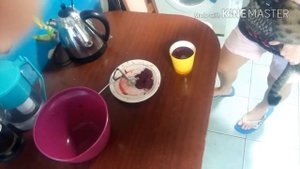 Сок из вишни .как приготовить и в чем его польза.