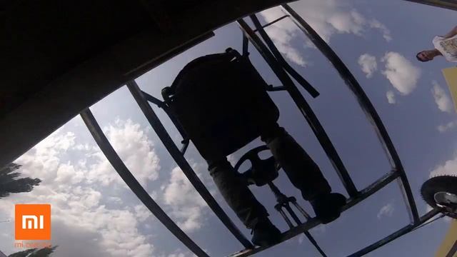 Краш-тест  гоночного болида от команды #REDBULLSOAPBOXRACEMICOMKZ смотреть онлайн