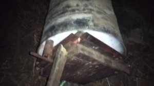 Очередная ночевка в теплице. Тоска и спать охота, но мороз урожай не пощадит.