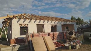 От фундамента до кровли. Коробка+крыша. Полгода за 10 минут.