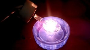 Как вскипятить воду лампочкой ✔