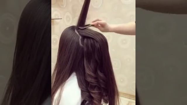 Высокая вечерняя причёска с начесом и кудрями