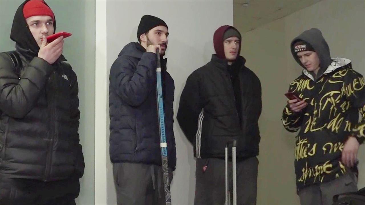 Из Херсона в Севастополь вывезли хоккеистов, которые играли за украинский клуб "Днепр"