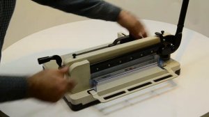 OFFICE FORCE 858 A4 GİYOTİN  400 YAPRAK KESİM