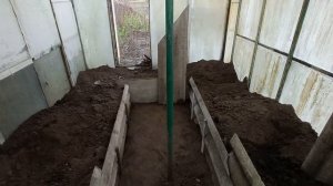 Высокие грядки в теплицу своими руками