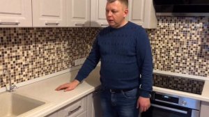 Угловая кухня на 20 кв. метрах. Идея дизайна кухонного гарнитура