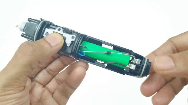 Philips 5000 Series Multigroom Trimmer - Disassembly /Battery Replacement (MG5750/MG5740) смотреть онлайн