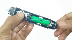 Philips 5000 Series Multigroom Trimmer - Disassembly /Battery Replacement (MG5750/MG5740)
