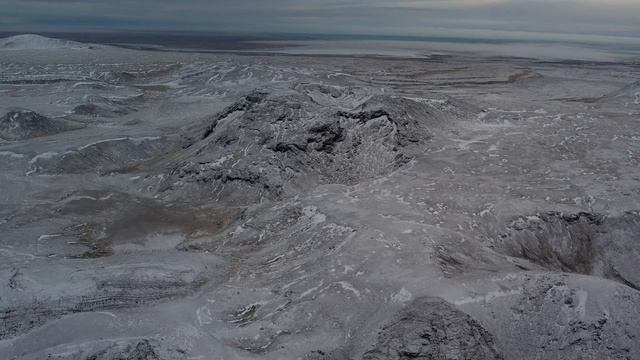 ICELAND NATURE: Icelandic Tundra! Þrengsli Mountain Pass. 4K Sunset Drone. 60 fps. смотреть онлайн