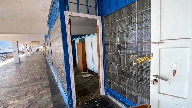 Ялта 2021. Лучшие пляжи Крыма. Заброшенный пляж санатория Донбасс. Отдых на море. Крым, сезон 2021.