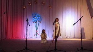 танец Мама с дочкой (а я игрушек не замечаю )