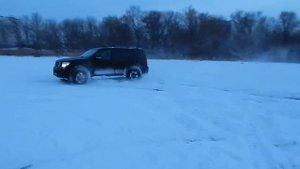 Легкий дрифт на Nissan Pathfinder