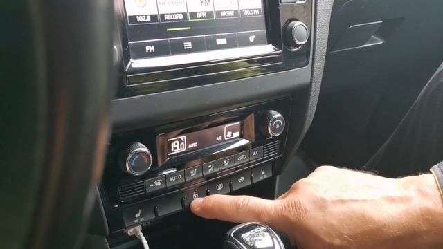 Знакомство с полезными "штучками" в авто))) смотреть онлайн